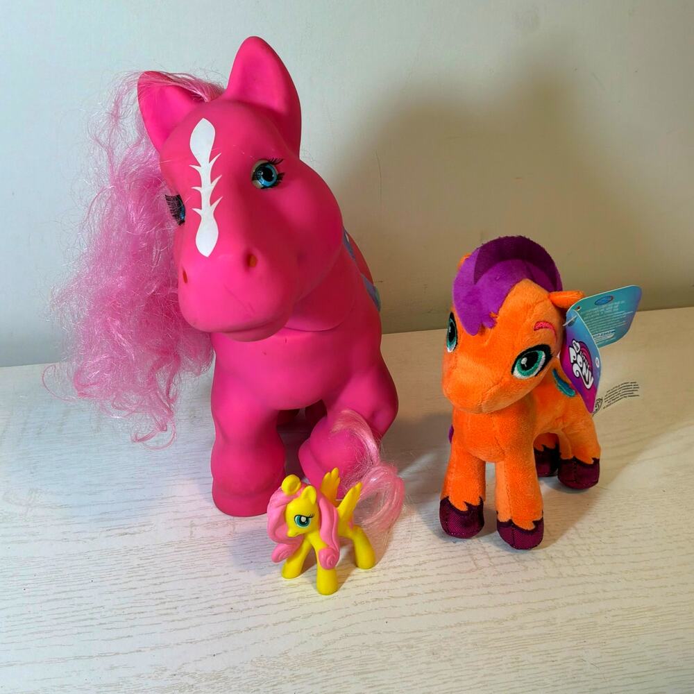 My Little Pony Lot of 2 Ponies 1 Fakie and 1